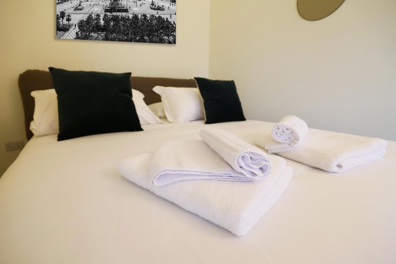 Prestige Boutique Homes - Garden & Pool Milano Esterno foto